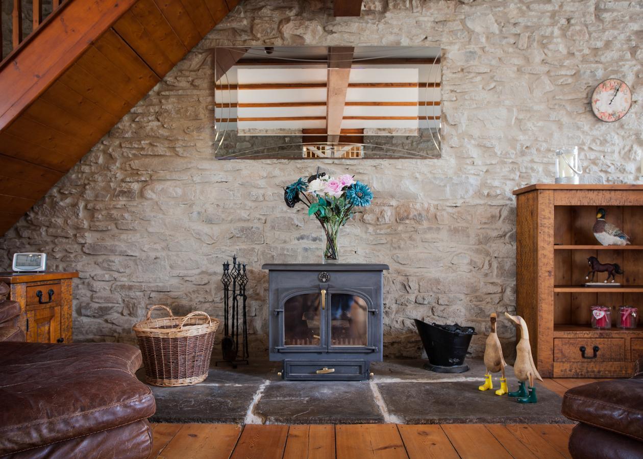 Beudy Bach Bed and Breakfast Cross Hands Εξωτερικό φωτογραφία